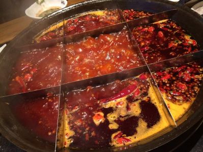 重慶火鍋串串香底料，網(wǎng)紅火鍋，你喜愛哪一款