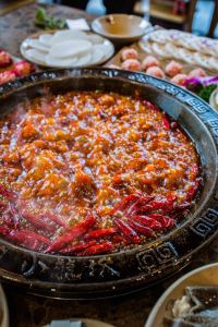 火鍋底料生產(chǎn)廠家，不同火鍋不同的鍋