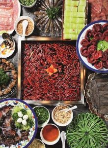 重慶火鍋底料廠，換著花樣涮牛肉