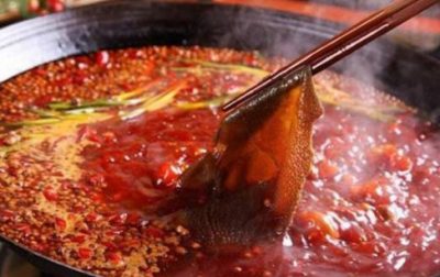 重慶火鍋底料工廠，春天吃火鍋必講究攻略