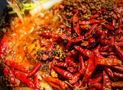 哪些人比較關心地道重慶火鍋底料批發(fā)