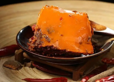 同配方火鍋底料，風(fēng)味差異何在？重慶生產(chǎn)技藝深度剖析！